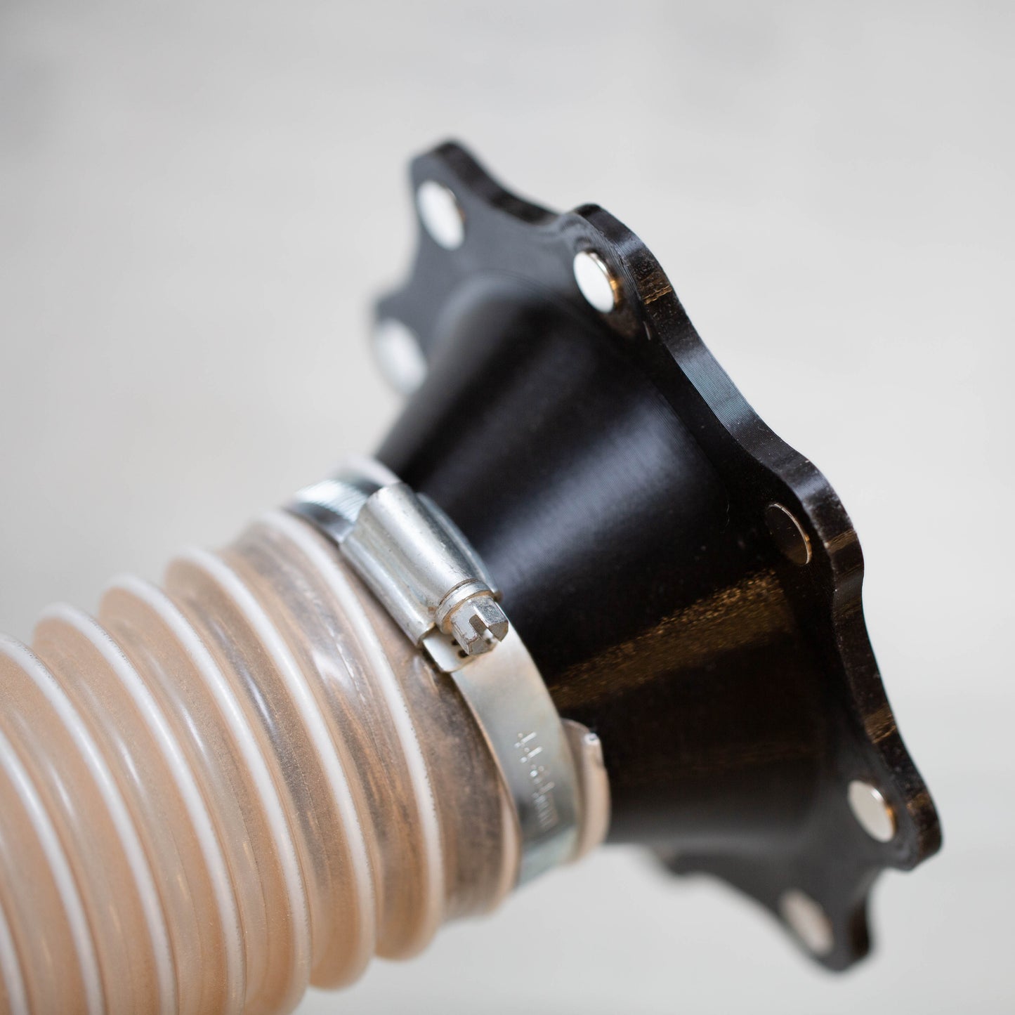 MagVac 2.5" to 4" Magnetic Coupling for Dust Collection