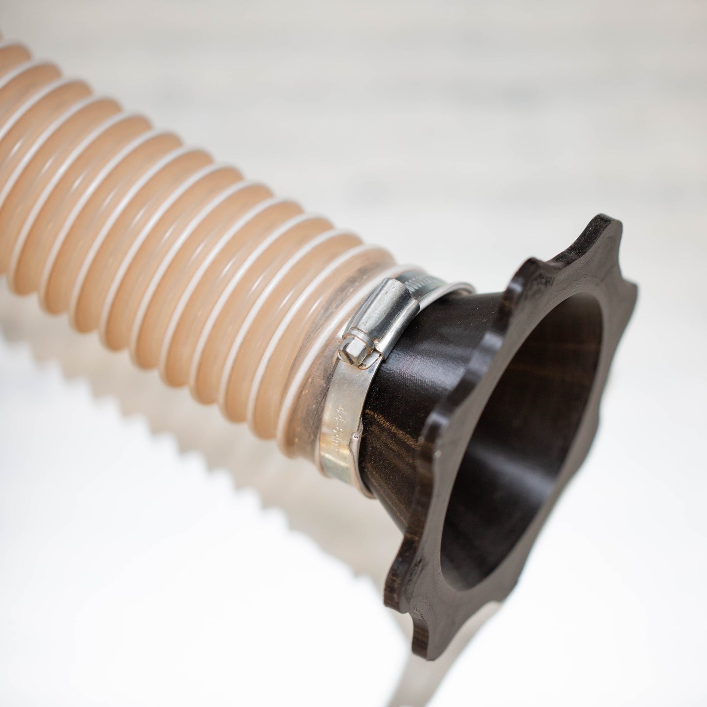 MagVac 2.5" to 4" Magnetic Coupling for Dust Collection