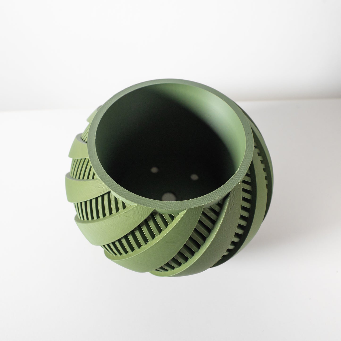 Indoor Planter Pot Krato with Drainage and Drip Tray