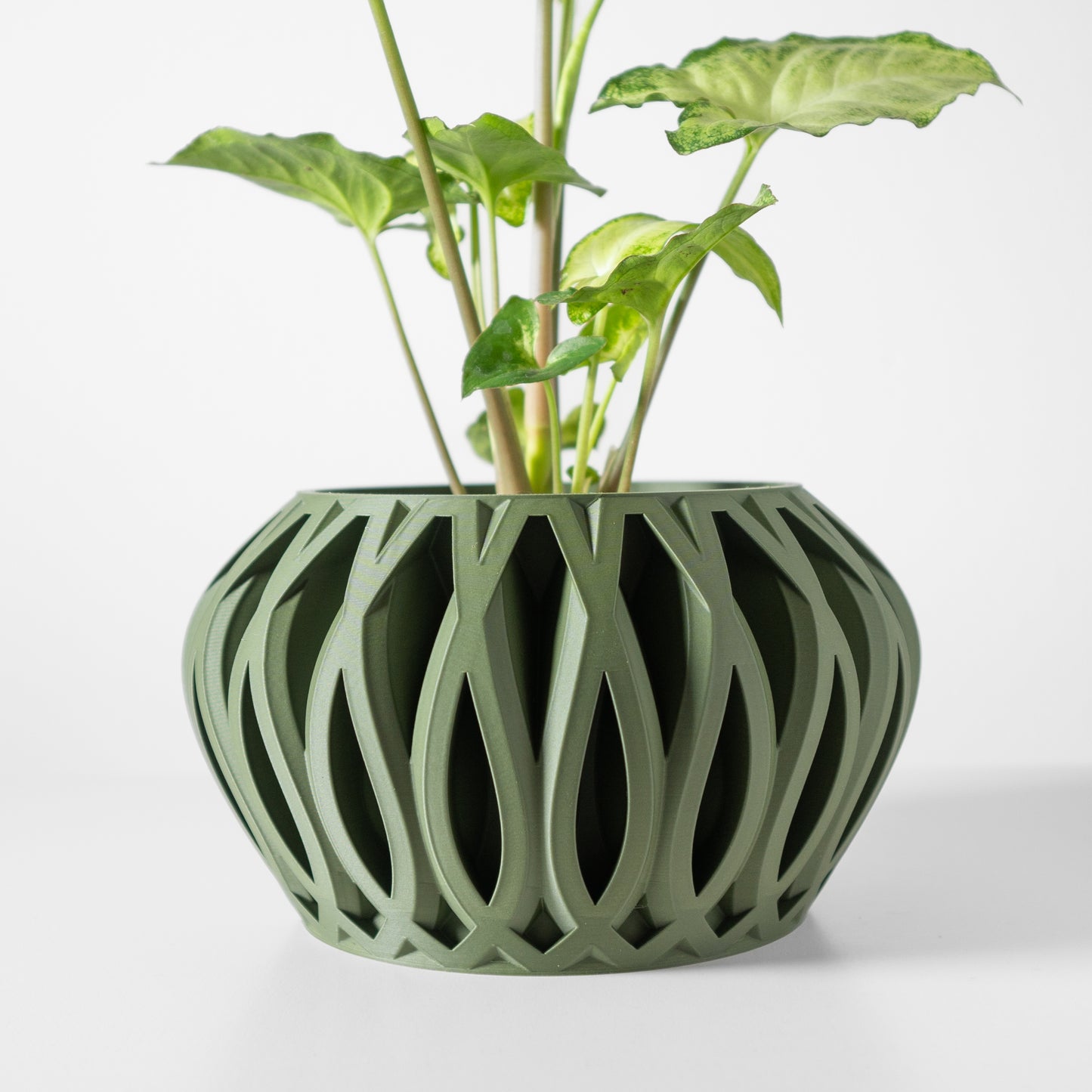 Indoor Planter Pot Serik with Drainage and Drip Tray